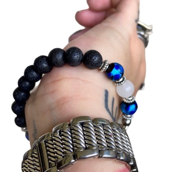 🔴❌SALE ! red dot items are 2 for $25 . Bundle more than 3 and its $10 each 🙂 - Picture 13 of 16